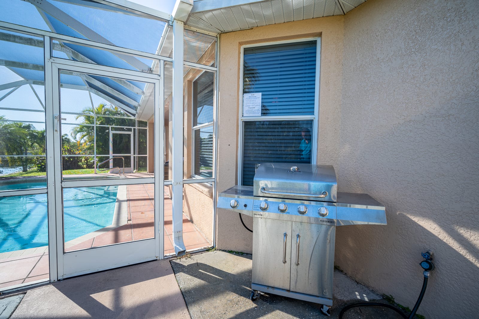 Cape Coral - Covered patio with pool and grill