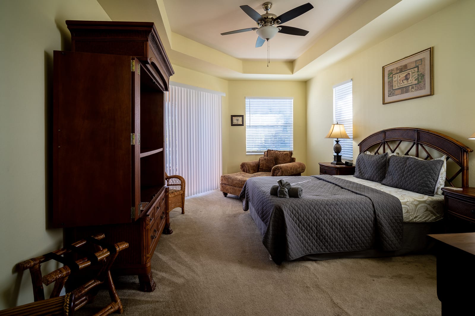 Cape Coral - Master bedroom with ceiling fan