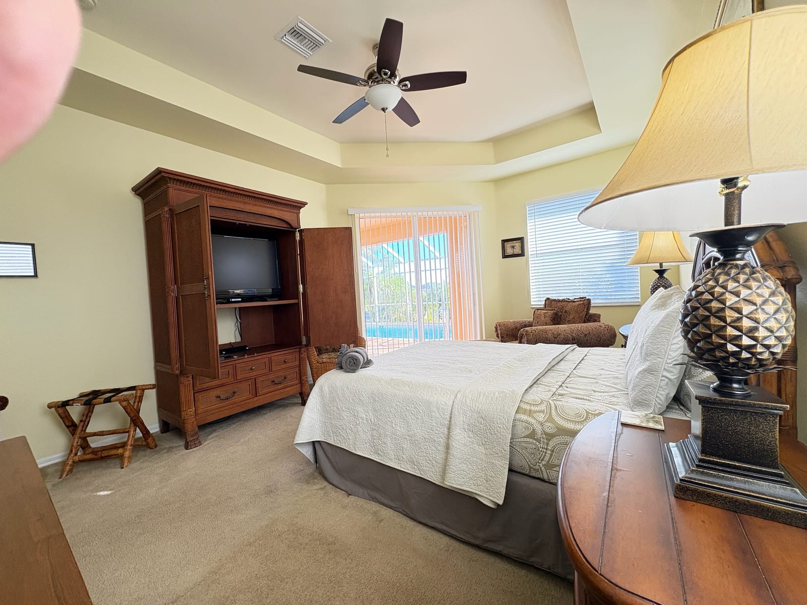 Cape Coral - Master bedroom with pool view