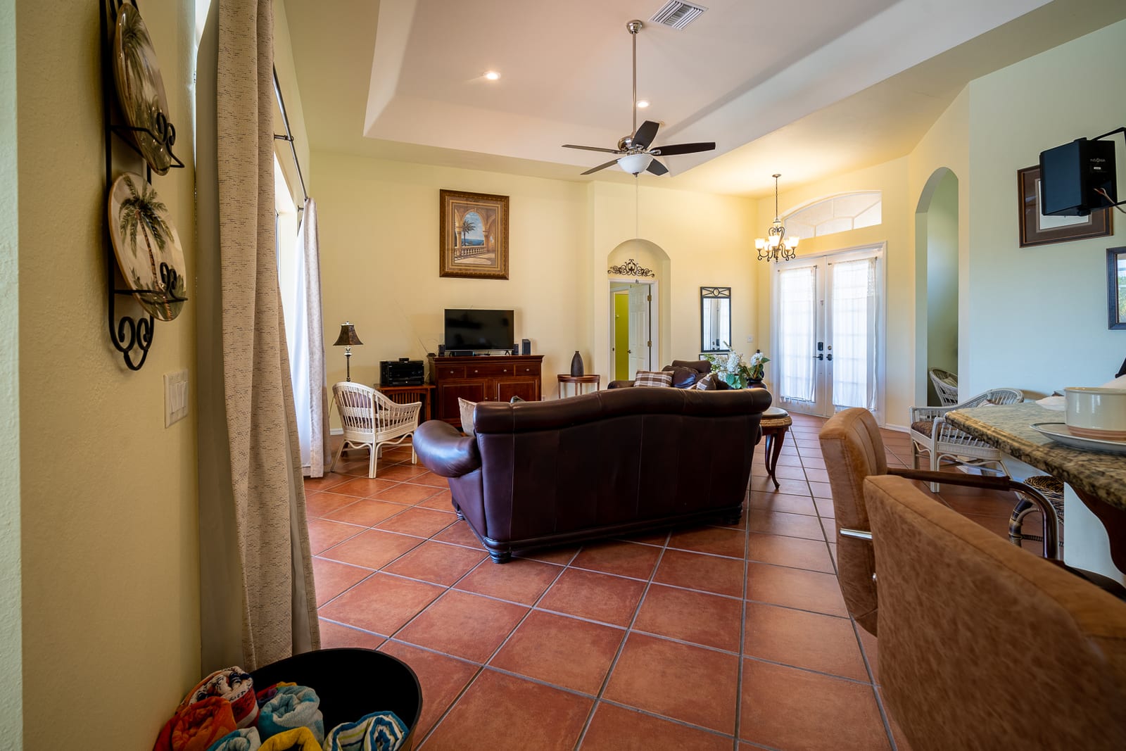 Cape Coral - Living room with terracotta tile