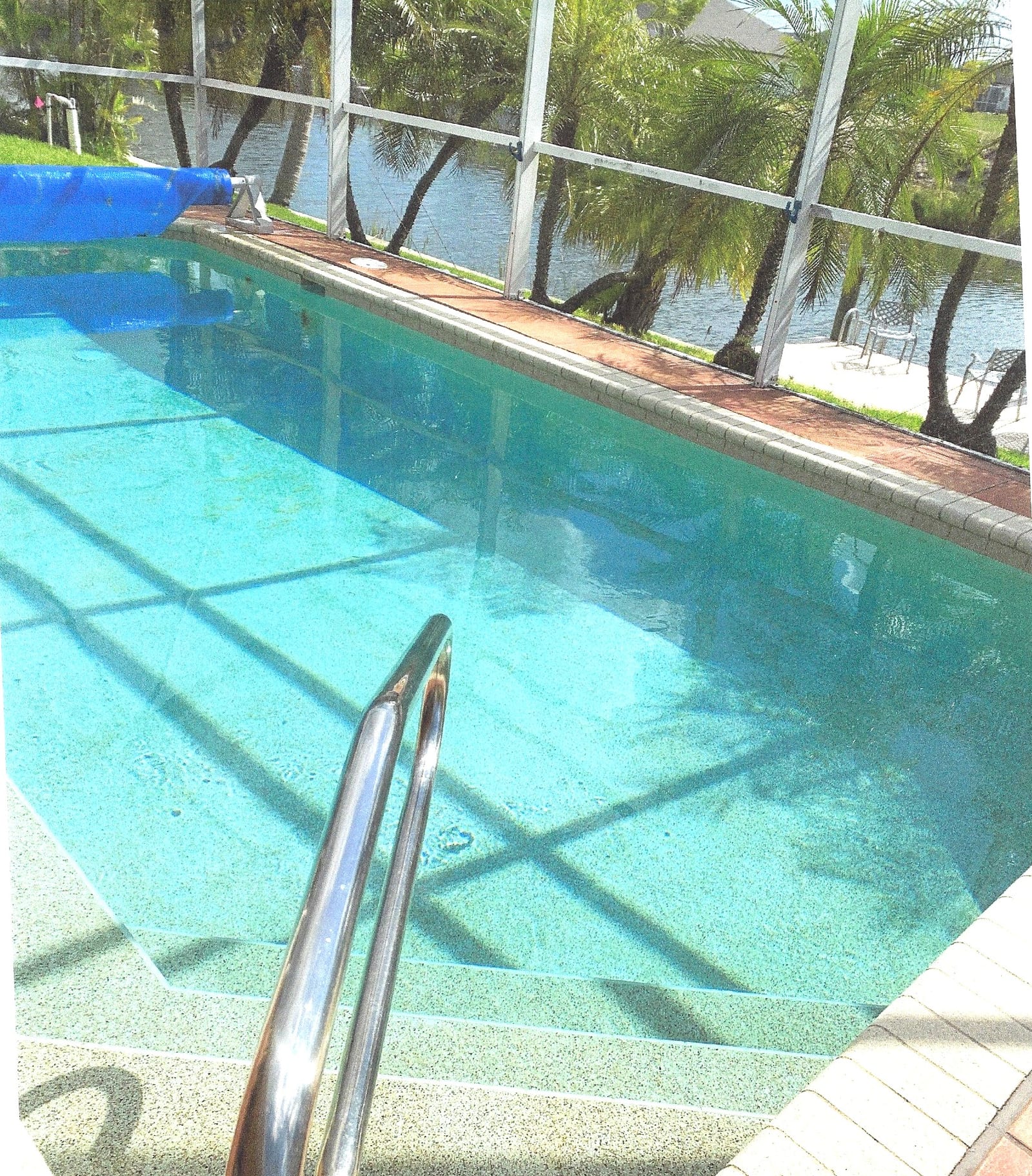 Cape Coral - Screened pool with waterfront views