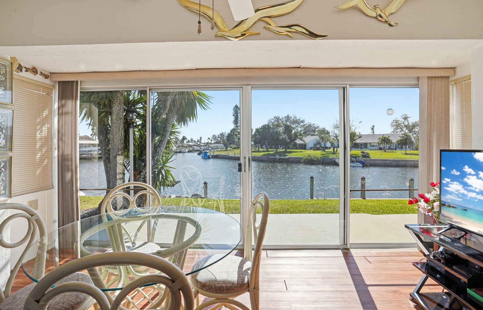 Bradenton - Home with canal view